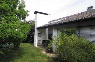 Villa kaufen in 71229 Leonberg, Villa in schöner Lage von Leonberg-Gebersheim am Feldrand