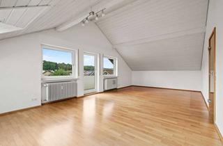 Wohnung kaufen in 89186 Illerrieden, Attraktiv! Traumhafte 4,5-Zimmer-Dachgeschosswohnung in beliebter Wohnlage