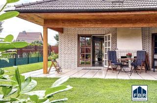 Haus kaufen in 19288 Groß Laasch, Stil trifft Wohnlichkeit. Toller Bungalow mit Sauna und Doppelcarport in Groß Laasch