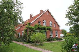 Bauernhaus kaufen in 26670 Uplengen, Ostfriesisches Bauernhaus in schöner Dorflage!