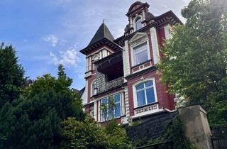 Villa kaufen in 58762 Altena, Gelebte Geschichte- herrschaftliche Villa mit malerische Aussicht auf die Burg Altena!