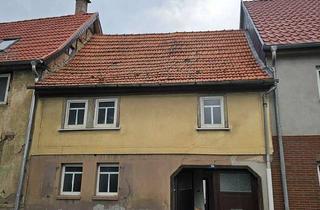 Einfamilienhaus kaufen in Langensalzaer Straße 30, 99955 Bad Tennstedt, Teilsaniertes, kleines Einfamilienhaus, in Bad Tennstedt zu verkaufen :)