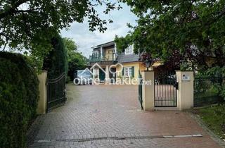 Haus mieten in 28876 Oyten, Freistehende Kaufmannsv. mit luxuriöser Innenausstattung, Garage