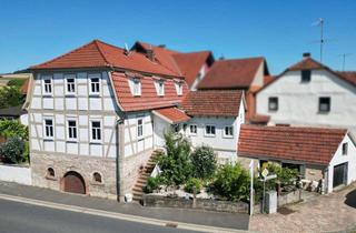 Haus kaufen in 97783 Karsbach, Einziehen & Wohlfühlen: Sanierter Fachwerktraum auf dem Land!