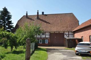 Bauernhaus kaufen in 31246 Groß Lafferde, Fachwerk-Bauernhaus (ZFH) mit integr. Partyscheune, Stall und Nebengebäude