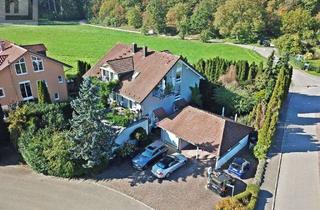 Wohnung kaufen in 78476 Allensbach, Teilsanierte 3-Zimmer Wohnung mit schöner Terrasse und Außenstellplatz in Allensbach-Hegne