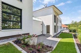 Wohnung kaufen in 31789 Hameln, Exklusive Gartenwohnung - Einzigartige Gelegenheit für gehobenes und energieeffizientes Wohnen