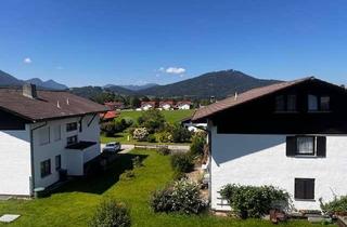 Wohnung kaufen in 83334 Inzell, Exklusive Dachgeschosswohnung in ruhig, sonnig Ortsrandlage mit unverbaubaren Bergblick!Wohnen, wo