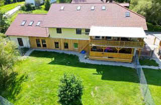 Bauernhaus kaufen in 84364 Bad Birnbach, Großzügiges Anwesen mit historischem Bauernhaus und drei modernen Gebäudeteilen