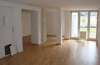 Wohnung kaufen in 09337 Hohenstein-Ernstthal, Große 2-Zimmer mit Terrasse, Tiefgarage, Lam. und Wanne in ruhiger Lage!