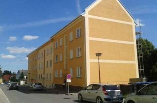 Wohnung mieten in Ernst-Thälmann-Straße 10, 01616 Strehla, W3022 - Familienfreundliche 4-Raum-Wohnung für Kind und Kegel