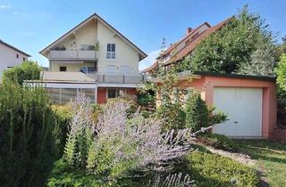 Wohnung kaufen in 68794 Oberhausen-Rheinhausen, Helle attraktive Dachgeschoss-Wohnung mit Balkon, Garten & PKW Stellplatz in ruhiger Wohnlage !