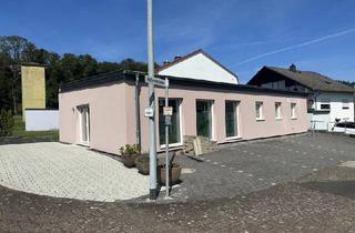 Haus kaufen in 56459 Guckheim, Guckheim - Bungalow (2016, Passivhaus) in Ortsrandlage von Guckheim - Vielseitig nutzbar, u.a. als Wohnhaus, Praxis oder Büro