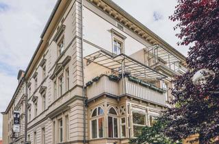 Wohnung kaufen in 99084 Altstadt, Exklusive Altbauwohnung mit historischem Charme und Gartenidylle im Herzen Erfurts