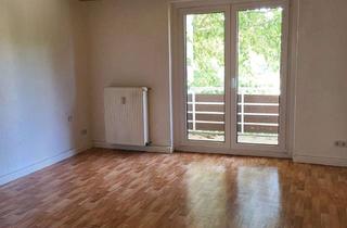 Wohnung mieten in Straße Der Einheit, 39624 Kalbe, Wir renovieren... Tolle 3 -Raumwohnung mit Tageslichtbad und Balkon+ Kautionsfrei!