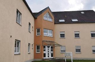 Wohnung kaufen in 93342 Saal, Saal an der Donau - Helle, freundliche 3 Zimmer Wohnung m. eingewachsem Gartenanteil