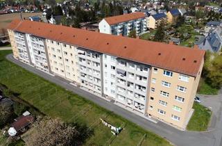 Wohnung mieten in Gartenstadtstraße 70, 09221 Neukirchen, Schöne Drei-Raum-Wohnung mit Balkon in ruhiger Lage Chemnitz-Neukirchen zu vermieten