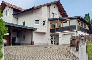 Mehrfamilienhaus kaufen in 74746 Höpfingen, Freistehendes Mehrfamilienhaus für die ganze Familie in Höpfingen ist bereit für neue Eigentümer