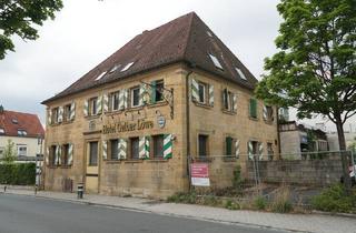 Haus kaufen in Hauptstraße 42, 90562 Heroldsberg, Heroldsberg - Denkmalgeschütztes Sandsteingebäude mit Nachverdichtungspotential im Ortskern von Heroldsberg!