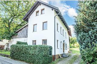 Einfamilienhaus kaufen in 93474 Arrach, Arrach / Haibühl - Charmantes Haus in ruhiger Lage mit neuer Außenfarbe