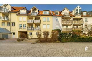 Wohnung kaufen in 91154 Roth, Roth - Attraktive Terrassenwohnung mit 3 Zimmern, Gartenanteil, TG-Stellplatz und EBK in ruhiger Lage