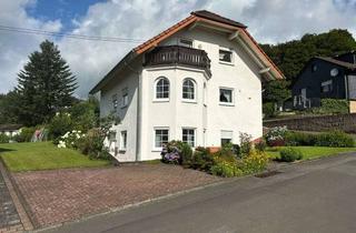 Haus kaufen in 56472 Hardt, 2-Familienhaus mit Garage, ausreichend Stellplätzen in einem schönen Wohngebiet