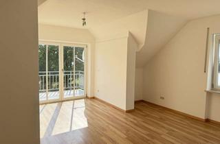 Wohnung mieten in Schulstraße 38, 94508 Schöllnach, 2-Zimmer DG-Wohnung mit Balkon