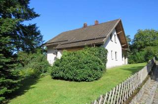 Einfamilienhaus kaufen in 94374 Schwarzach, Einfamilienhaus in ruhiger und idyllischer Ortsrandlage mit Blick zum Waldbach in Schwarzach