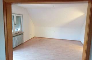 Wohnung mieten in Wiesenstr. 15, 76698 Ubstadt-Weiher, Freundliche 3-Zimmer-Dachgeschosswohnung mit Balkon in Ubstadt-Weiher