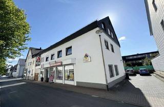 Praxen mieten in Johann-Textor-Straße, 35708 Haiger, Große, gepflegte Praxisfläche über Apotheke, eigene Parkplätze/Garage im Hof