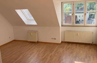 Wohnung mieten in Pestalozzistraße 24, 01809 Dohna, Großzügige 4-Raum-Maisonette-Wohnung