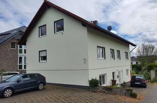 Wohnung kaufen in Zum Bäumchen 17, 53809 Ruppichteroth, 4 Zimmerwohnung mit eigenem Garten und einem Idyllischem Ausblick