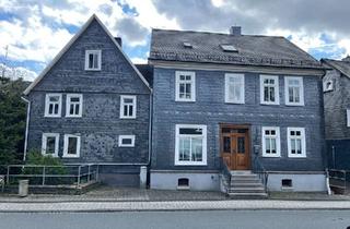 Mehrfamilienhaus kaufen in 57299 Burbach, Burbach - Mehrfamilienhaus mit flexiblen Möglichkeiten