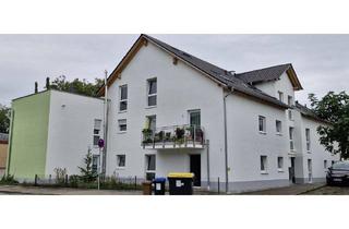 Wohnung kaufen in Schiller Str. 1, 74366 Kirchheim, Kirchheim am Neckar - barrierefreie 2 Zimmer EG-Wohnung mit Gartenanteil