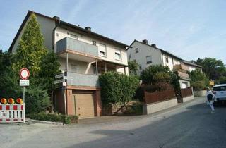 Reihenhaus kaufen in 97456 Dittelbrunn, Ruhig gelegenes Zweifamilienhaus, großzügiger Garten, tolle Aussicht.