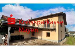 Einfamilienhaus kaufen in 56648 Saffig, Einfamilienhaus mit Doppelgarage, Carport und großem Garten.