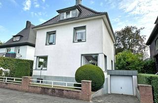 Villa kaufen in 59071 Hamm, Kaufpreisreduzierung! Wohnen am Kurpark: Repräsentative Stadtvilla mit einer Garage in Hamm-Osten