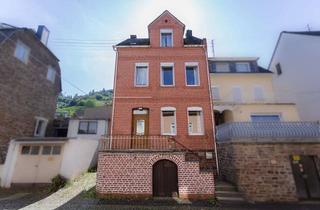 Einfamilienhaus kaufen in 56858 Neef, Einfamilienhaus in hochwasserfreier Lage in Neef mit großer Terrasse und Garten