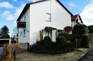 Einfamilienhaus kaufen in 71409 Schwaikheim, Charmantes FREISTEHENDES EINFAMILIENHAUSZentrale, ruhige Lage mit großzügigem Garten und Garage