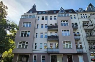 Wohnung kaufen in Detmolder Str. 52, 10715 Wilmersdorf, Top-Citylage zw. U-/S-Bhf. Heidelberger Platz u. Bundesplatz - Vollständig sanierte EG-Altbauwohnung