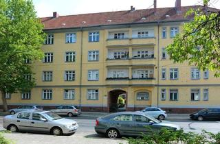 Wohnung mieten in Siegfriedstraße 25, 10365 Lichtenberg, Kleine 3-Zimmer-Wohnung in Lichtenberg