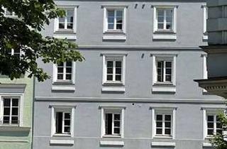 Anlageobjekt in 81667 München, Neu saniertes Altbau-MFH mit Innenhof-Stadthaus München-Haidhausen