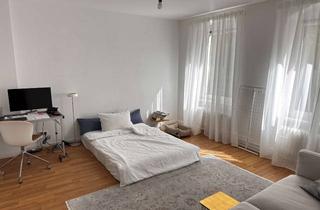 Wohnung kaufen in Graefestraße 32, 10967 Kreuzberg, 1-Zi-Single-Wohnung im Graefekiez, unvermietet, ruhig, hell, ganz oben