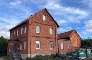 Haus kaufen in Külftalstraße, 31093 Hoyershausen, Resthof/Wohnhaus für Pferdebesitzer und Naturfreunde