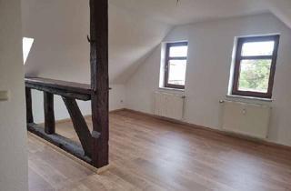 Wohnung mieten in 04639 Gößnitz, Gemütliche Singlewohnung im Dachgeschoss mit neuer Einbauküche!