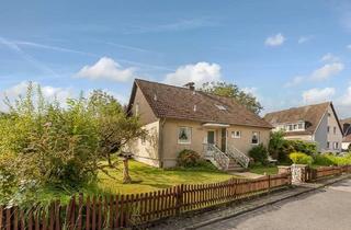 Einfamilienhaus kaufen in 51381 Leverkusen, Leverkusen - Freistehendes charmantes Einfamilienhaus in Waldrandlage