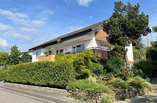 Einfamilienhaus kaufen in 79353 Bahlingen, Freistehendes Einfamilienhaus mit schöner Einliegerwohnung, großem Garten und toller Aussicht