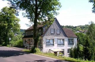 Mehrfamilienhaus kaufen in 55743 Idar-Oberstein, Idar-Oberstein - Mehrfamilienhaus mit Wellnessbereich, provisionsfrei