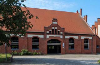 Garagen mieten in Mozartstrasse 13, 39261 Zerbst, Freier Parkhaus Stellplatz