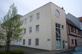 Büro zu mieten in Voigtstedter Str., 06526 Sangerhausen, Arbeiten in der Stadtmitte von Sangerhausen, moderne Büroräume ca. 86 m² im 2. OG